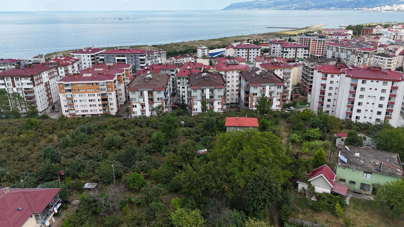 MABEL GAYRİMENKUL/ BEŞİKDÜZÜ/ FATİH MAH 214 m2 SATILIK ARSA